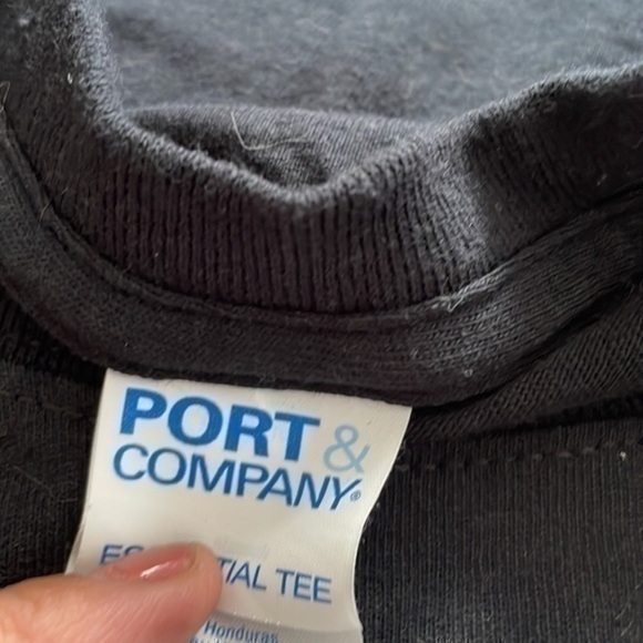 Port and company small black t shirt. Used - Picture 5 of 5